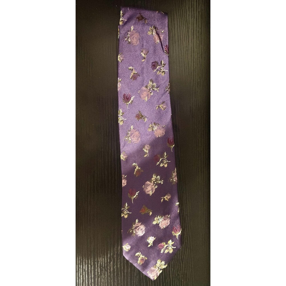 Neiman Marcus Mens Purple Floral Silk Necktie Rose Pattern Formal Wedding Tie